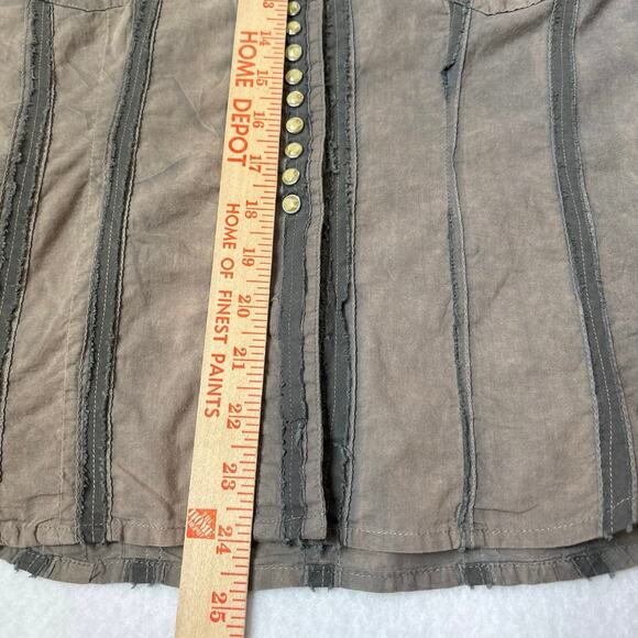 Scully Long Sleeve Pearl Snap Distressed Striped Shirt Womens Medium Brown - Picture 11 of 11